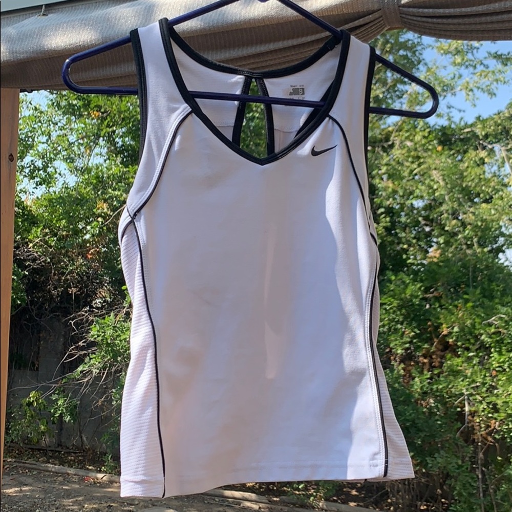 ⚪️Mesh Nike Tank ⚫️